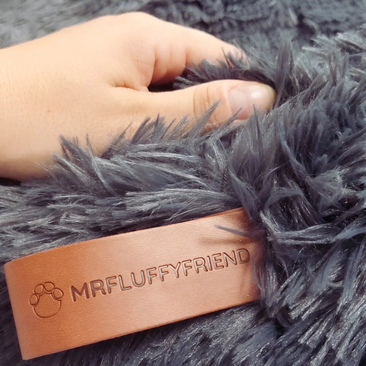 MrFluffyFriend™ - Ångestlindrande hundbädd